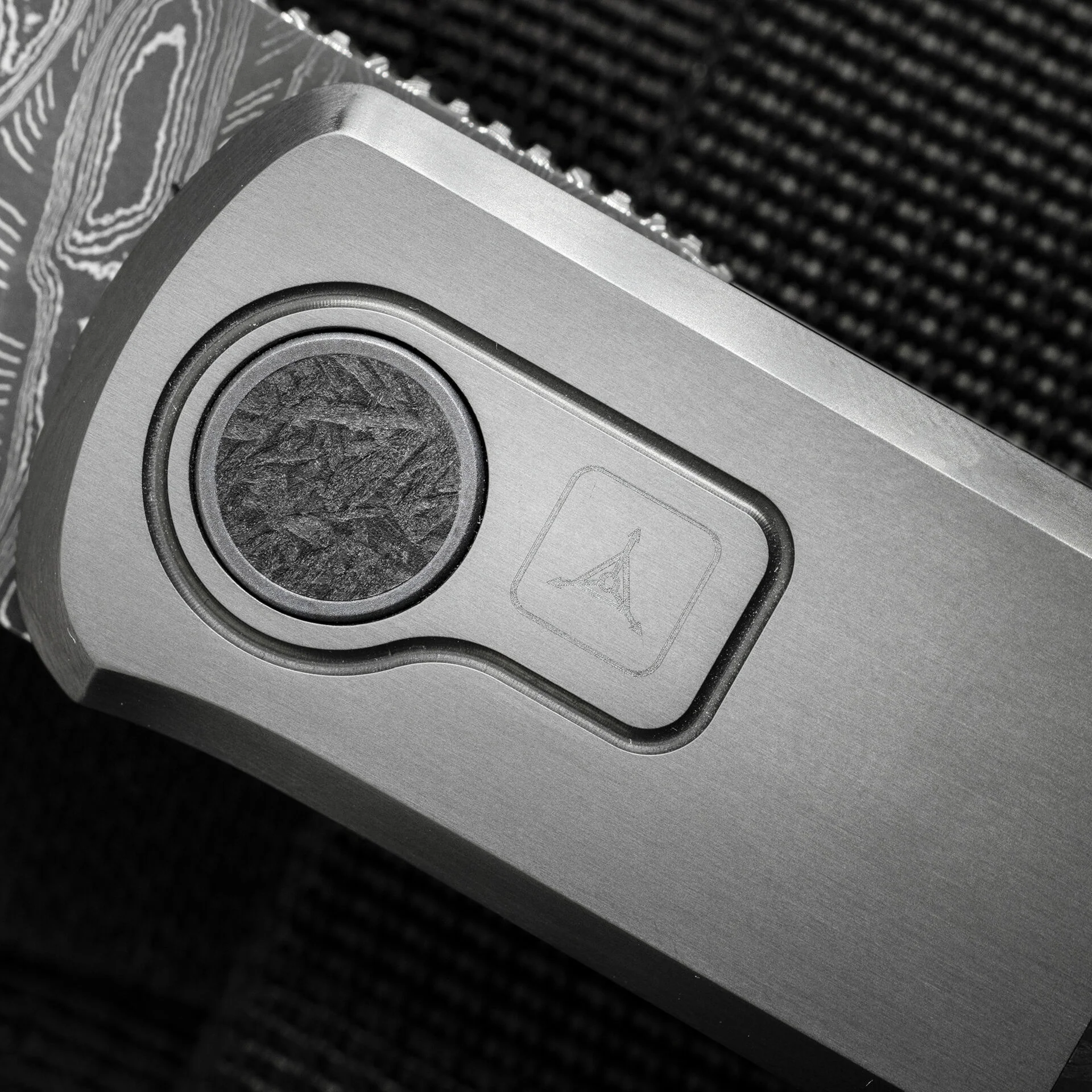 Capricorn Prime Damascus Oeser Edition - Image 9