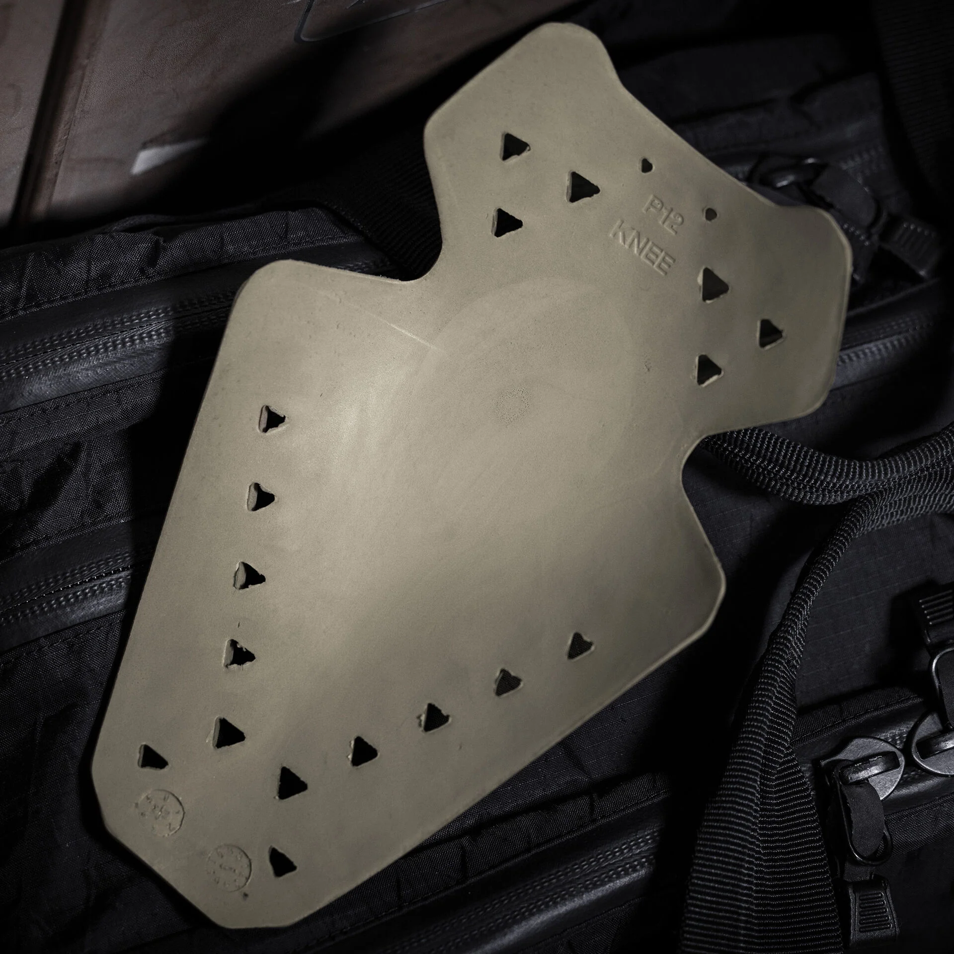 D30 P12 Knee Pad - Image 6