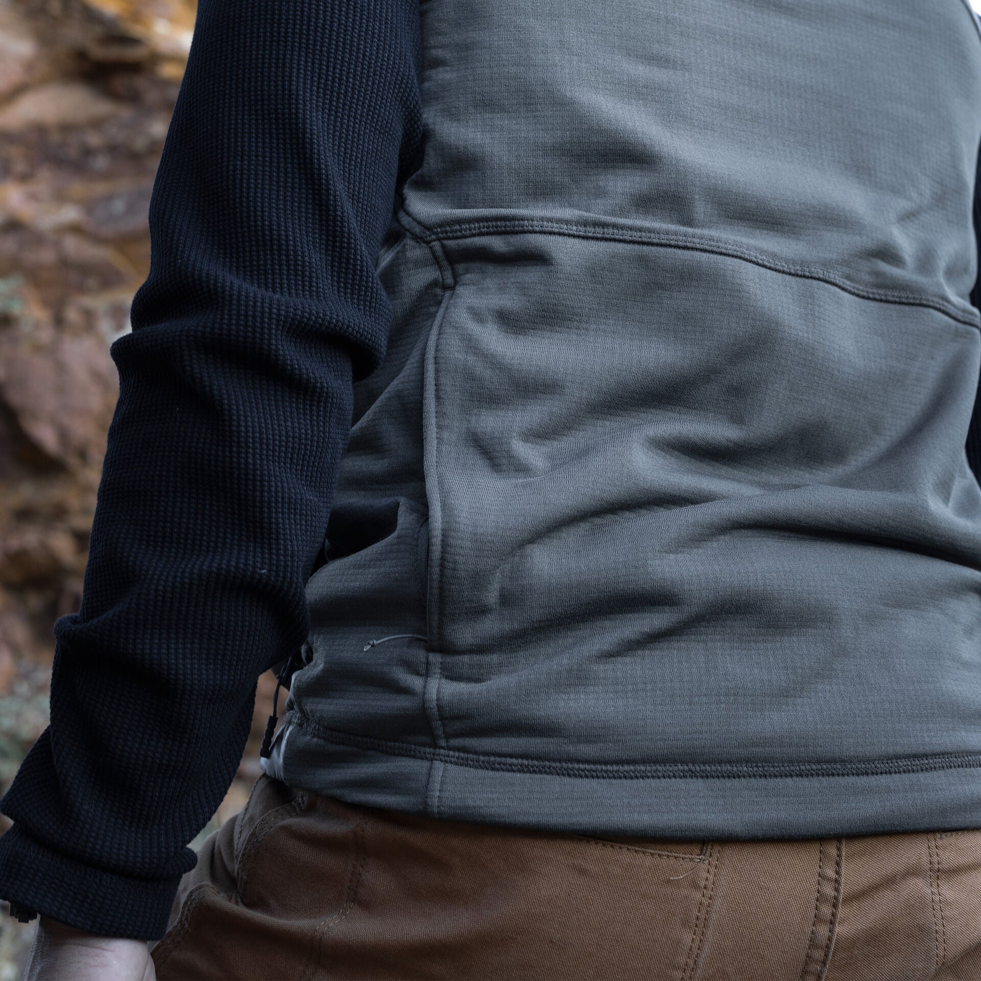 Hybrid Vest - Image 18