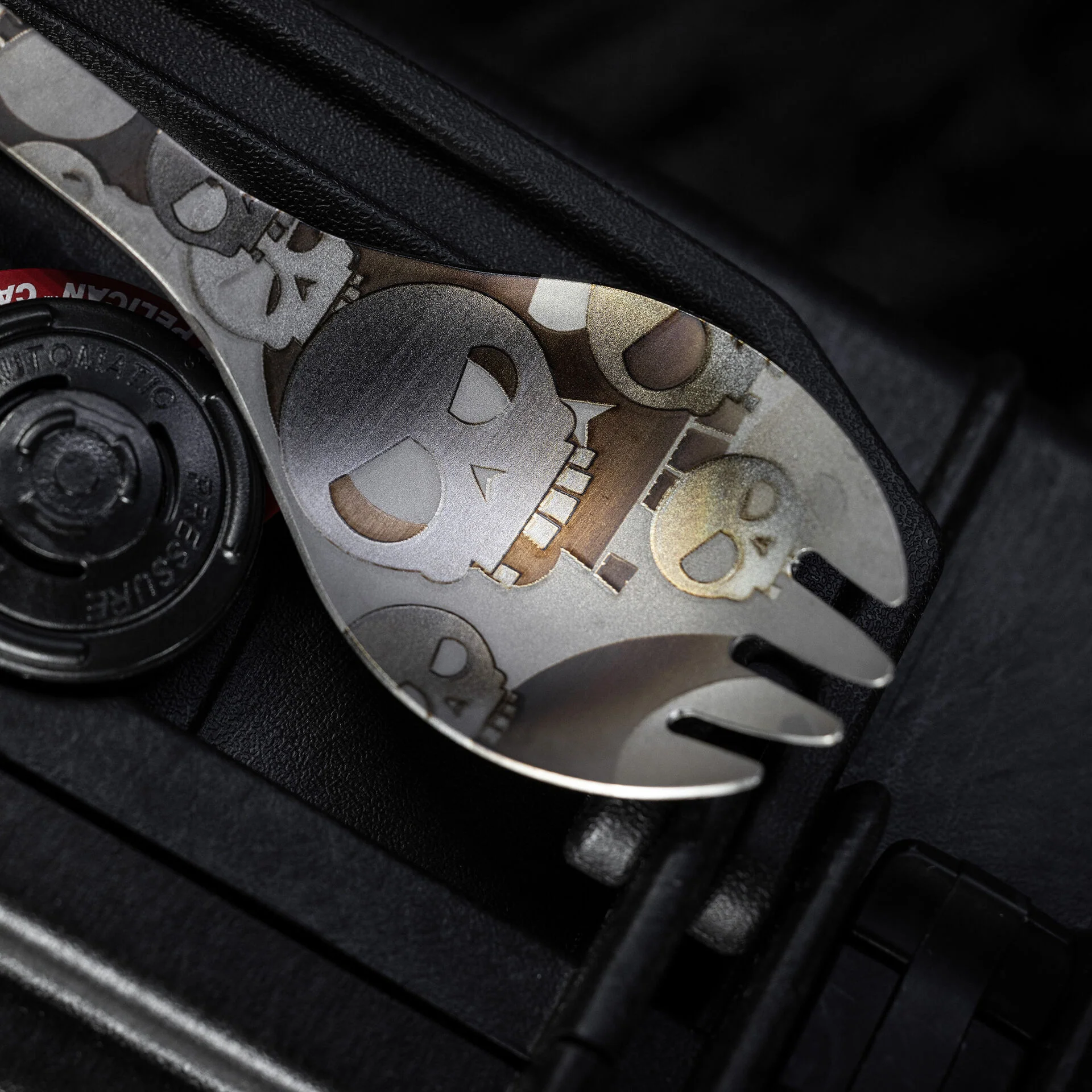 Snow Peak Titanium Long Spork Mean Skull - Image 6