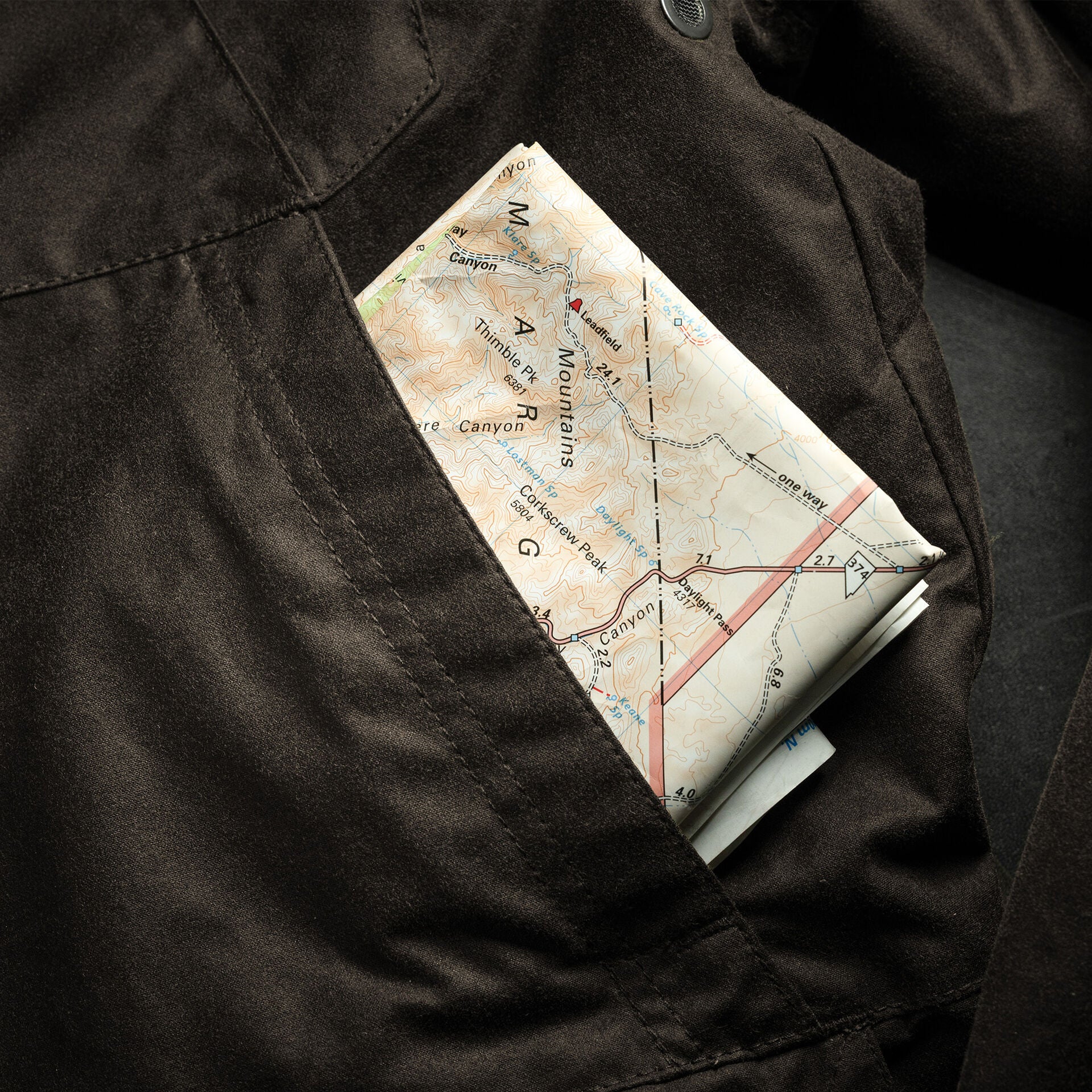 Talisman Waxed Jacket - Image 11